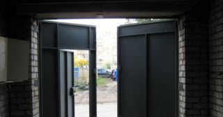 Купить гаражные ворота распашные Узловая, цена от 3857 руб.